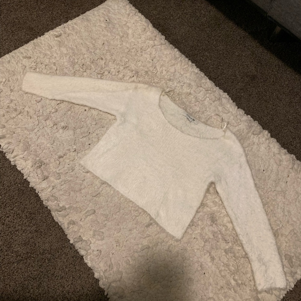 Forever 21 White Cream Women’s Fuzzy Furry 3/4 sleeve Crop Top S